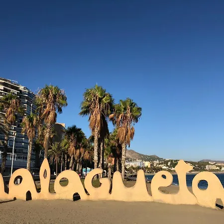 Malaga Playa Centro Ideal Familia Y Amigos Esterno foto